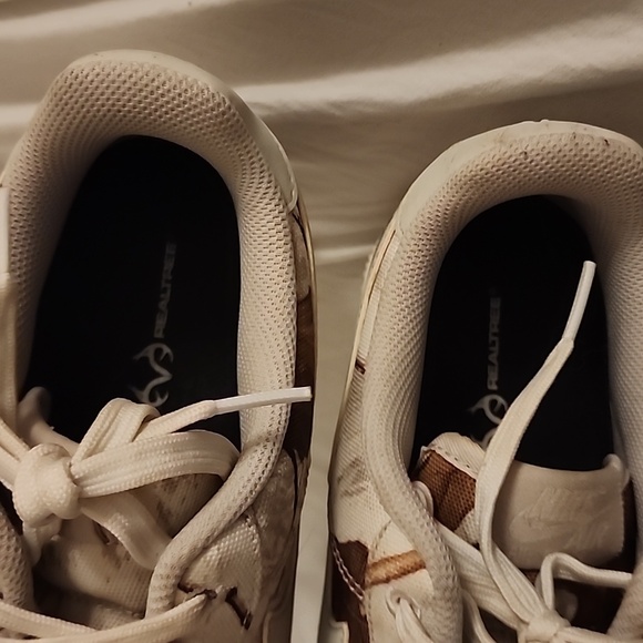 Nike realtree Air Force ones - Picture 4 of 7